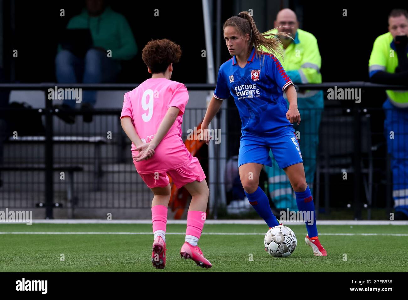 Enschede Netherlands August 18 Maiko Bebia Of Fc Nike And Marisa Olislagers Of Fc Twente During The Uefa Women S Champions League First Qualifying Round Match Between Fc Twente And Fc Nike