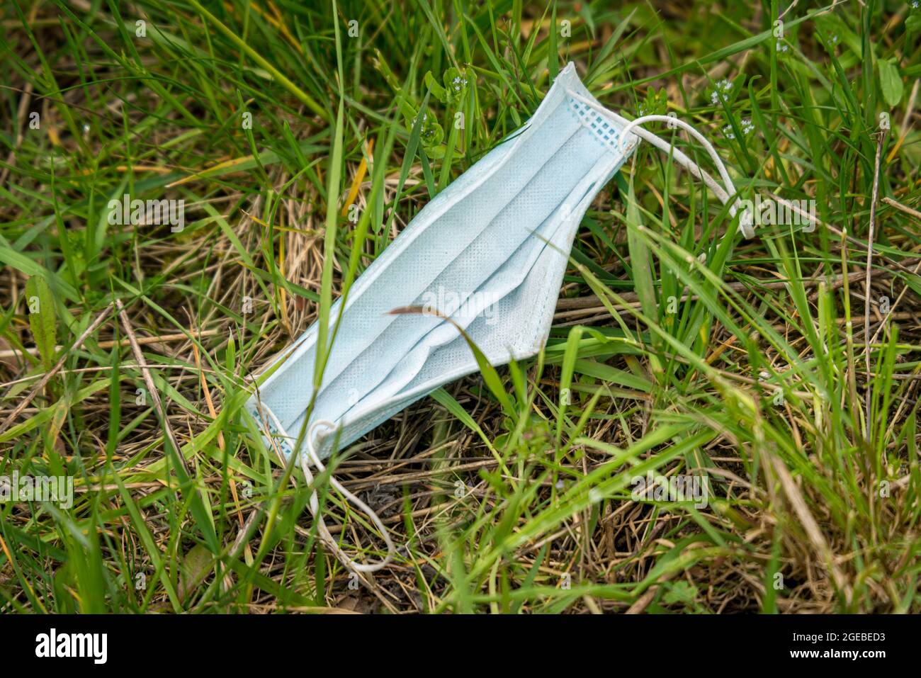 Corona protective mask garbage hi-res stock photography and images - Alamy