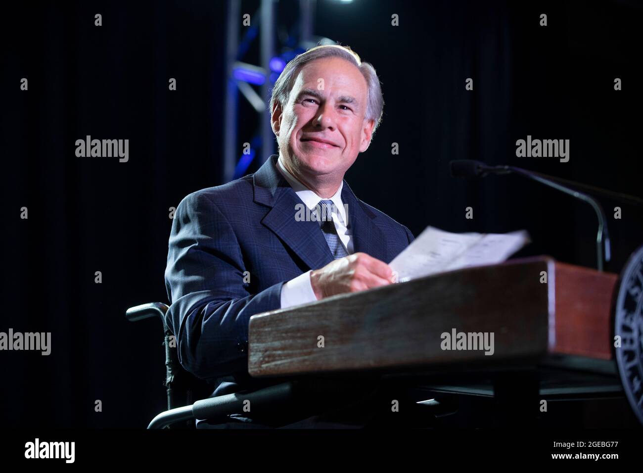 Usa politician without mask hi-res stock photography and images - Alamy