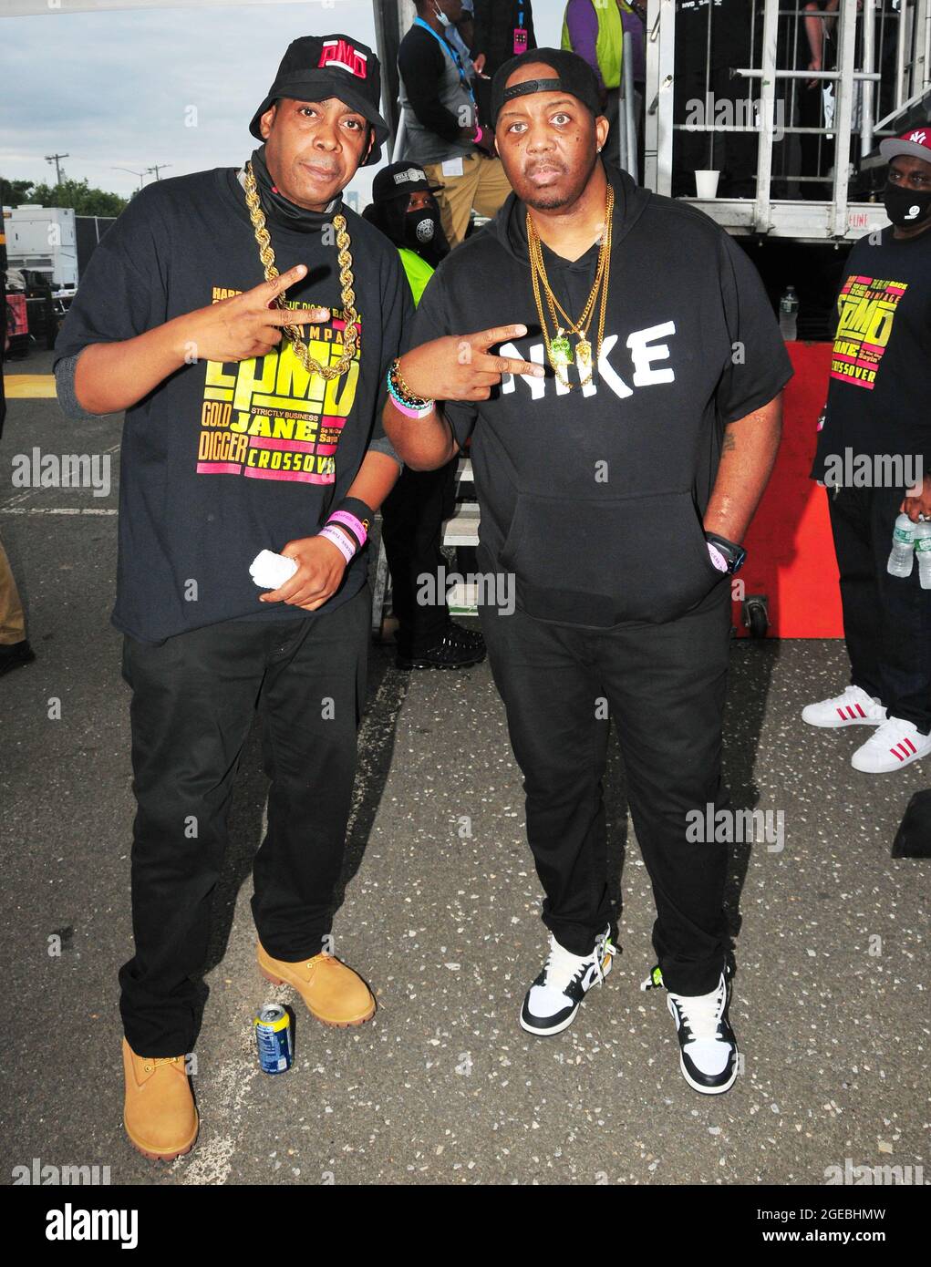 Staten Island, NY, USA. 17th Aug, 2021. EPMD- Parrish Smith, Eric Sermon attend the 'It's Time for Hip Hop in NYC' concert at Richmond County Bank Park on August 17, 2021 in Staten Island, New York. Credit: Koi Sojer/Snap'n U Photos/Media Punch/Alamy Live News Stock Photo