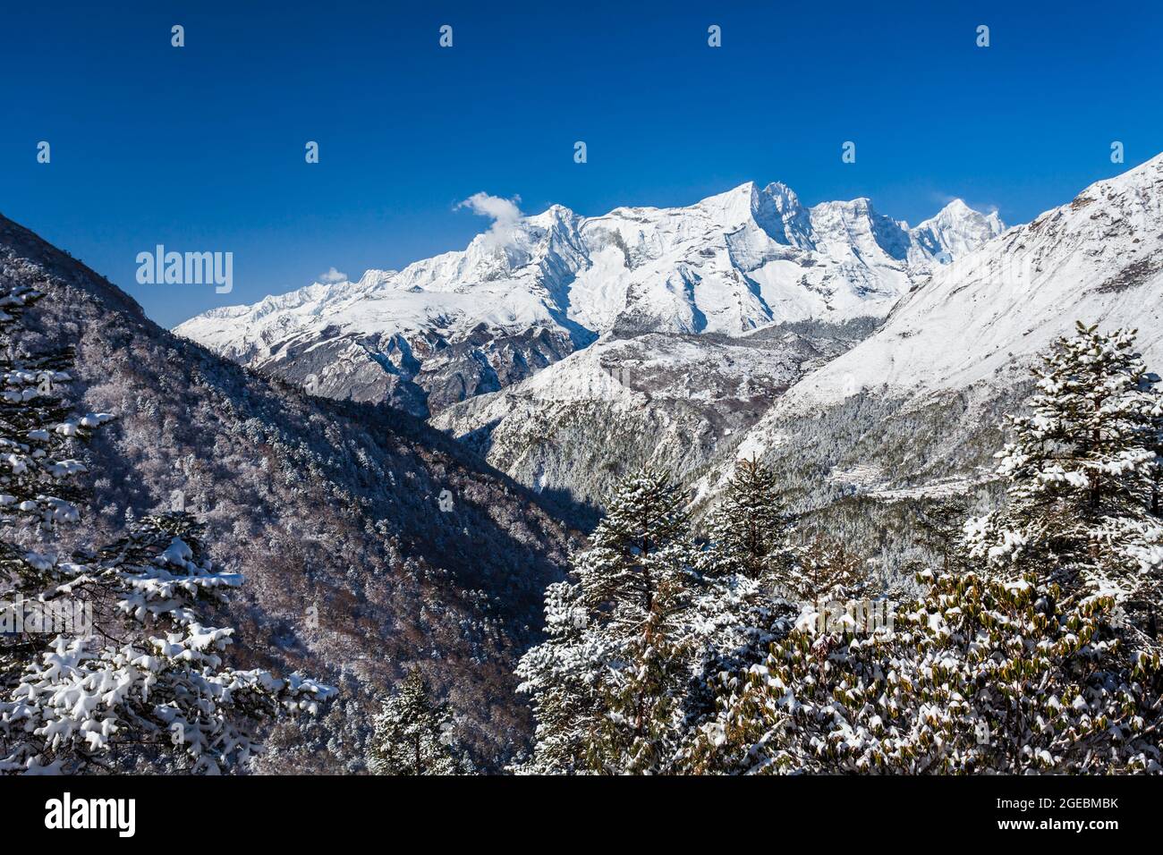 Kongde Ri mountain range landscape from Namche Bazar in Everest or Khumbu region in Himalaya in Nepal Stock Photo