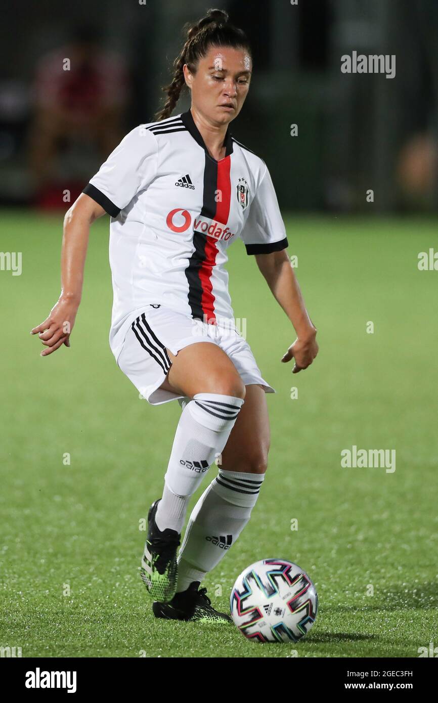 Gizem Gonultas :: Besiktas :: Perfil do Jogador 