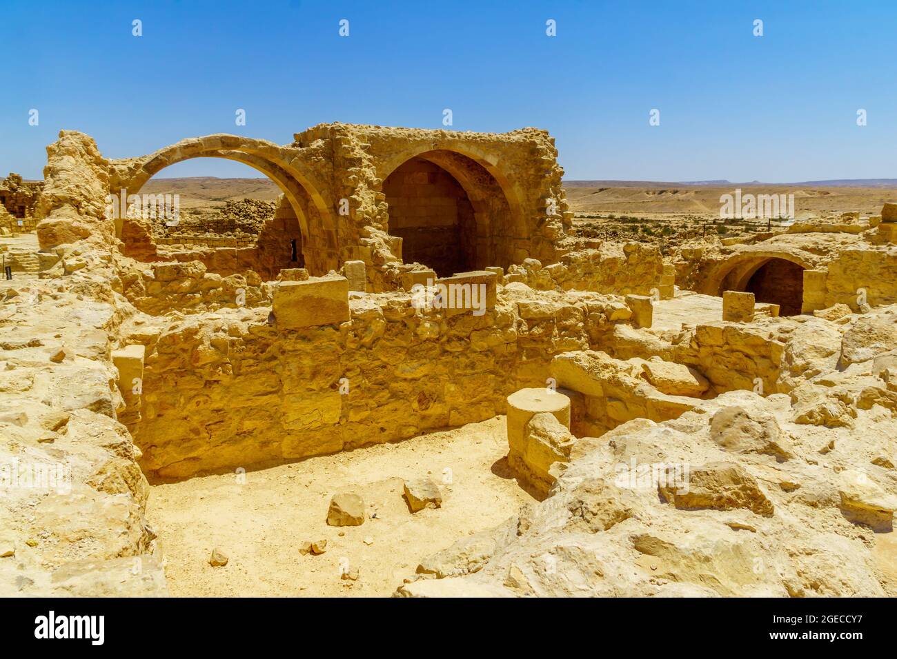 View of the ruined buildings in the ancient Nabataean city of Shivta, now a national Park, in the Negev Desert, Southern Israel Stock Photo