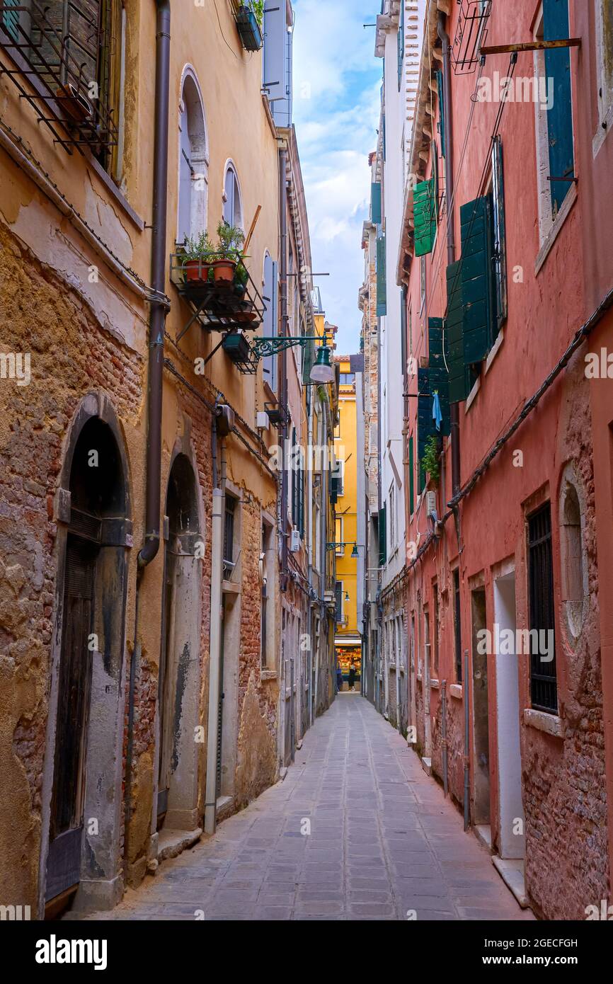 Old Narrow Streets Or Calles Of Venice Italy Medieval Atmosphere Shabby And Empty Alleyways Unesco World Heritage City Stock Photo Alamy