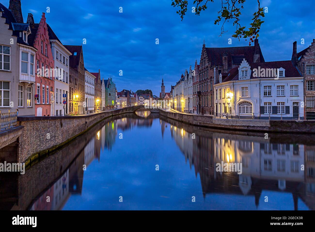 View of the Spiegel Rey canal and facades of old medieval houses at sunset.  Brugge. Belgium Stock Photo - Alamy