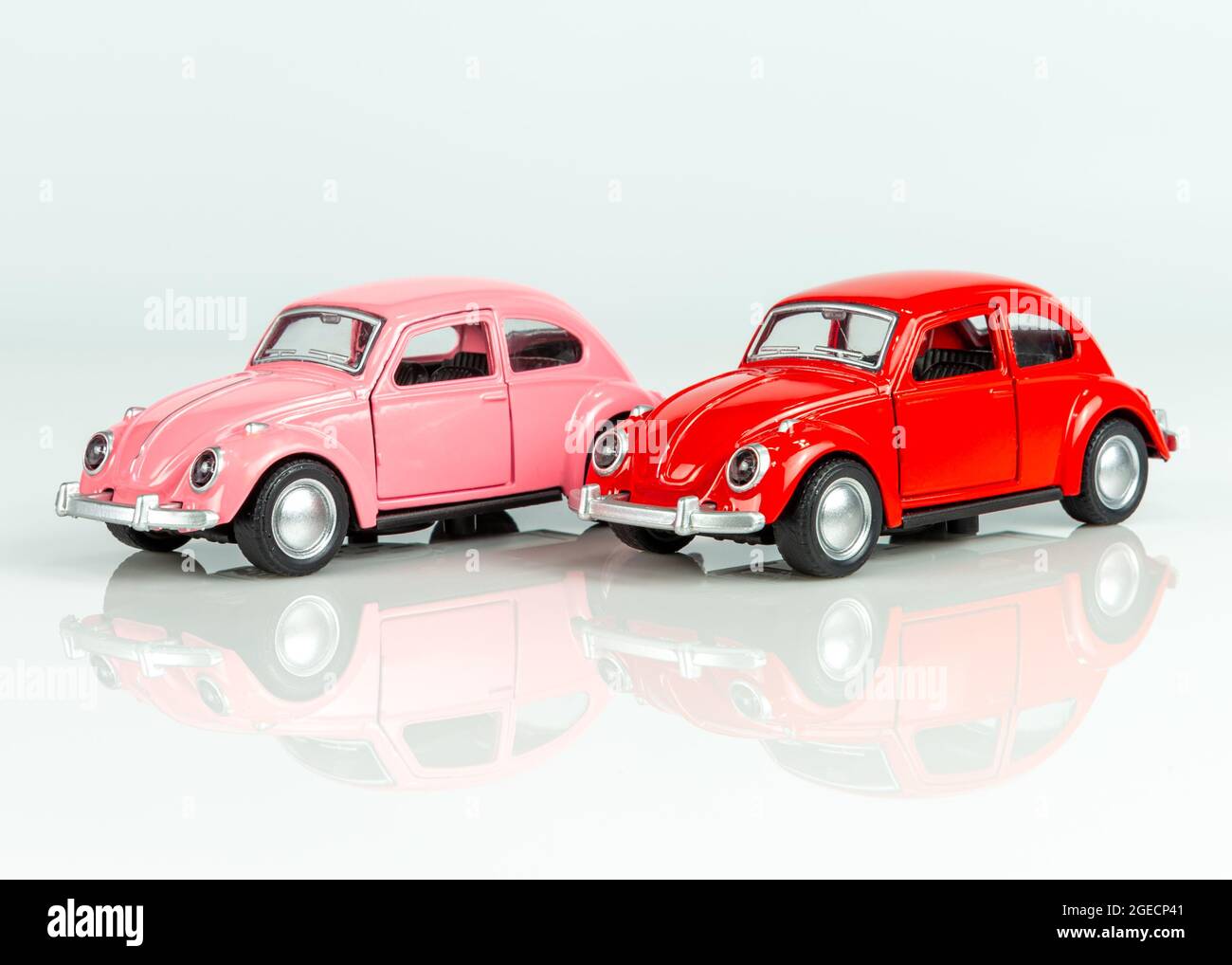Kandy Toys-Wacky couleur voitures MINI/FIAT/Beetle Retirer et Aller 