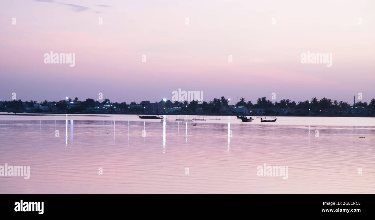 Morning glory cloud hi-res stock photography and images - Alamy