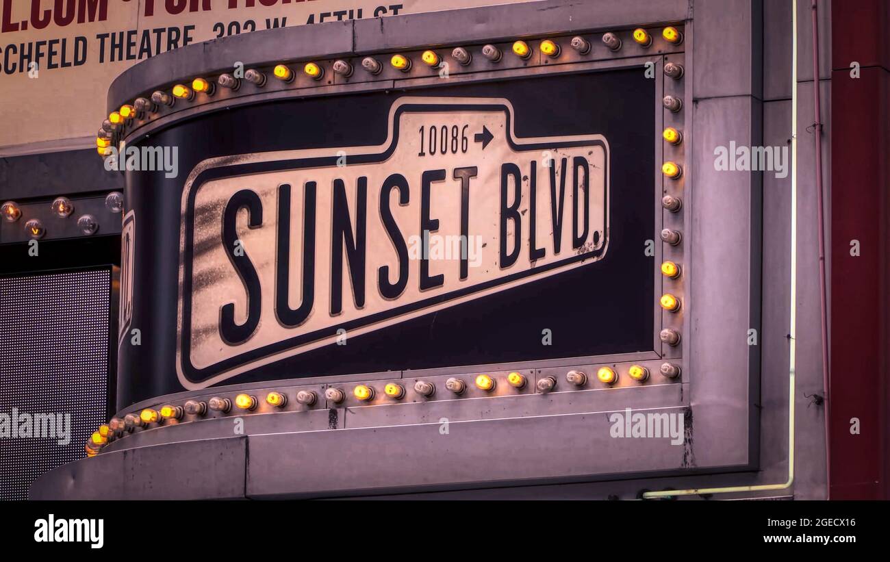 Sunset Boulevard street in New York Stock Photo Alamy