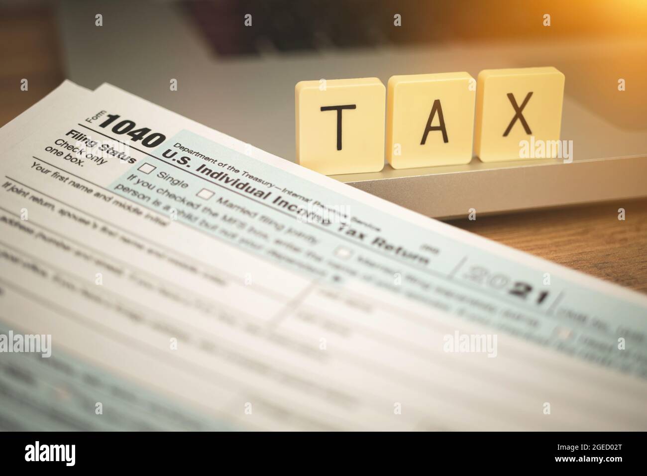 Tax form 1040 word revenue hi-res stock photography and images - Alamy