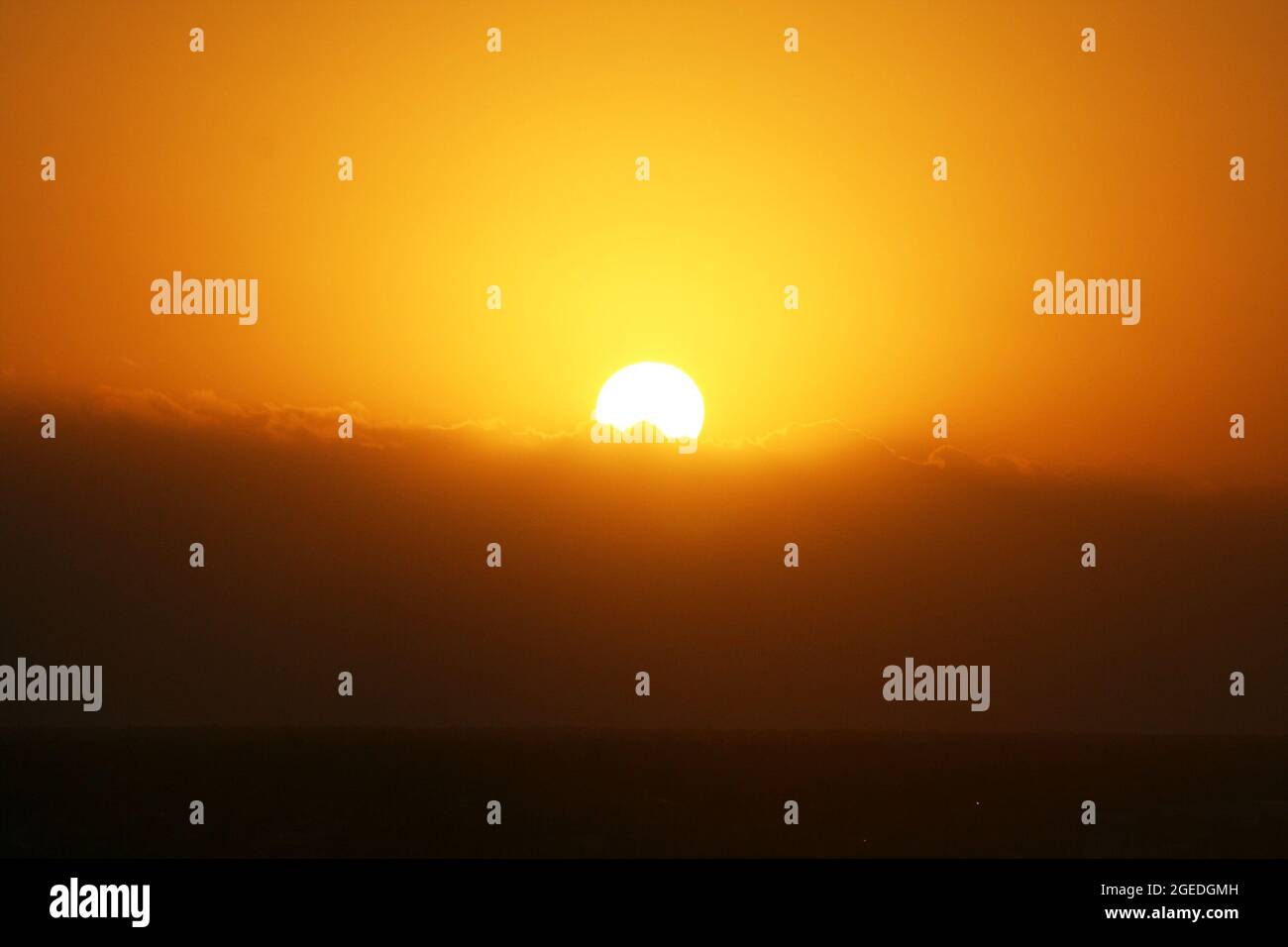 Sky fire sunset hi-res stock photography and images - Alamy