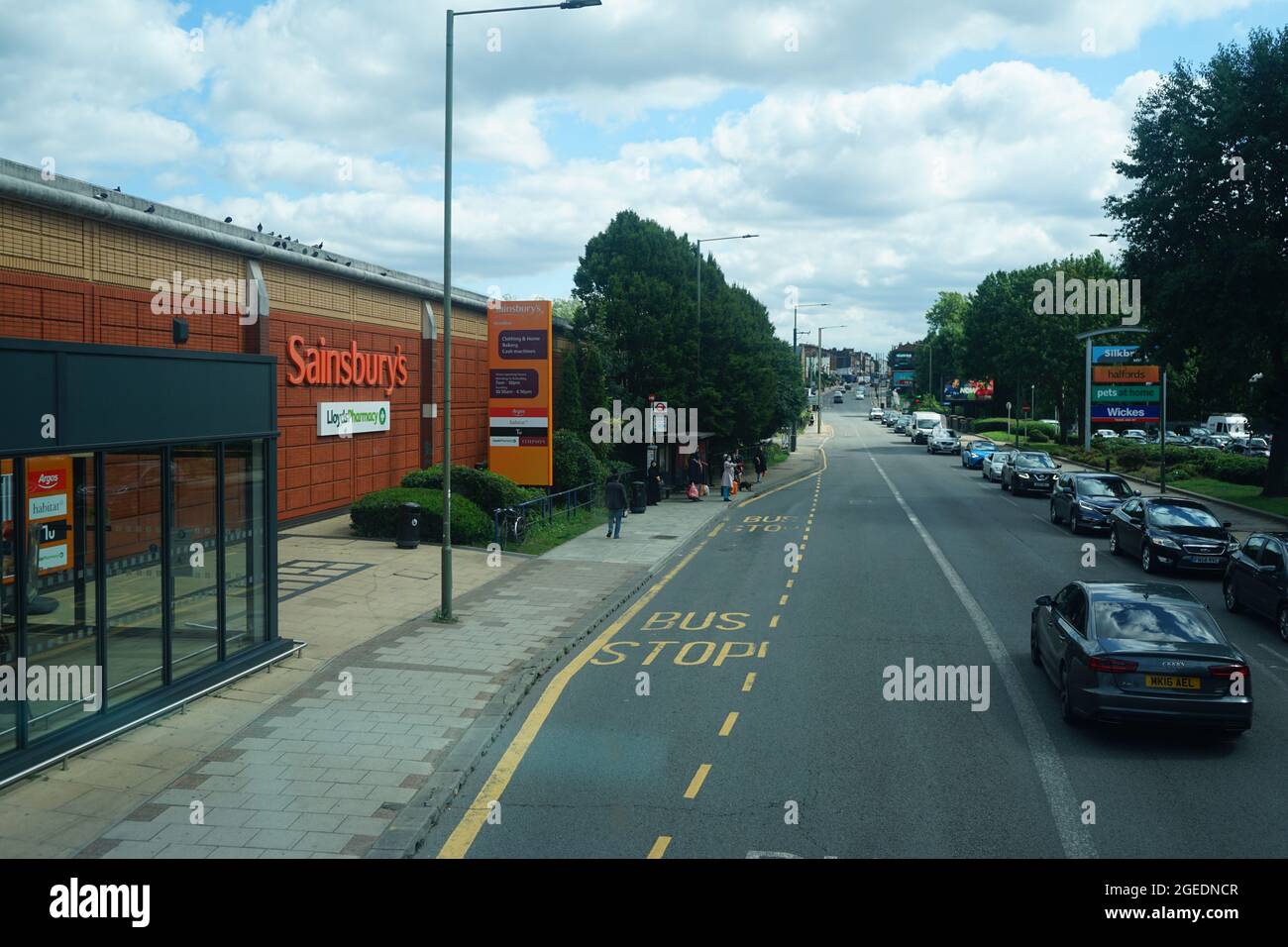 The Edgware Rd, A5, in Hendon, London, England, U.K Stock Photo