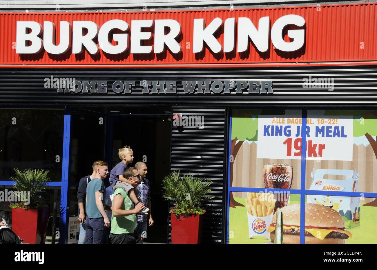 Whopper burger king 2016 hires stock photography and images Alamy