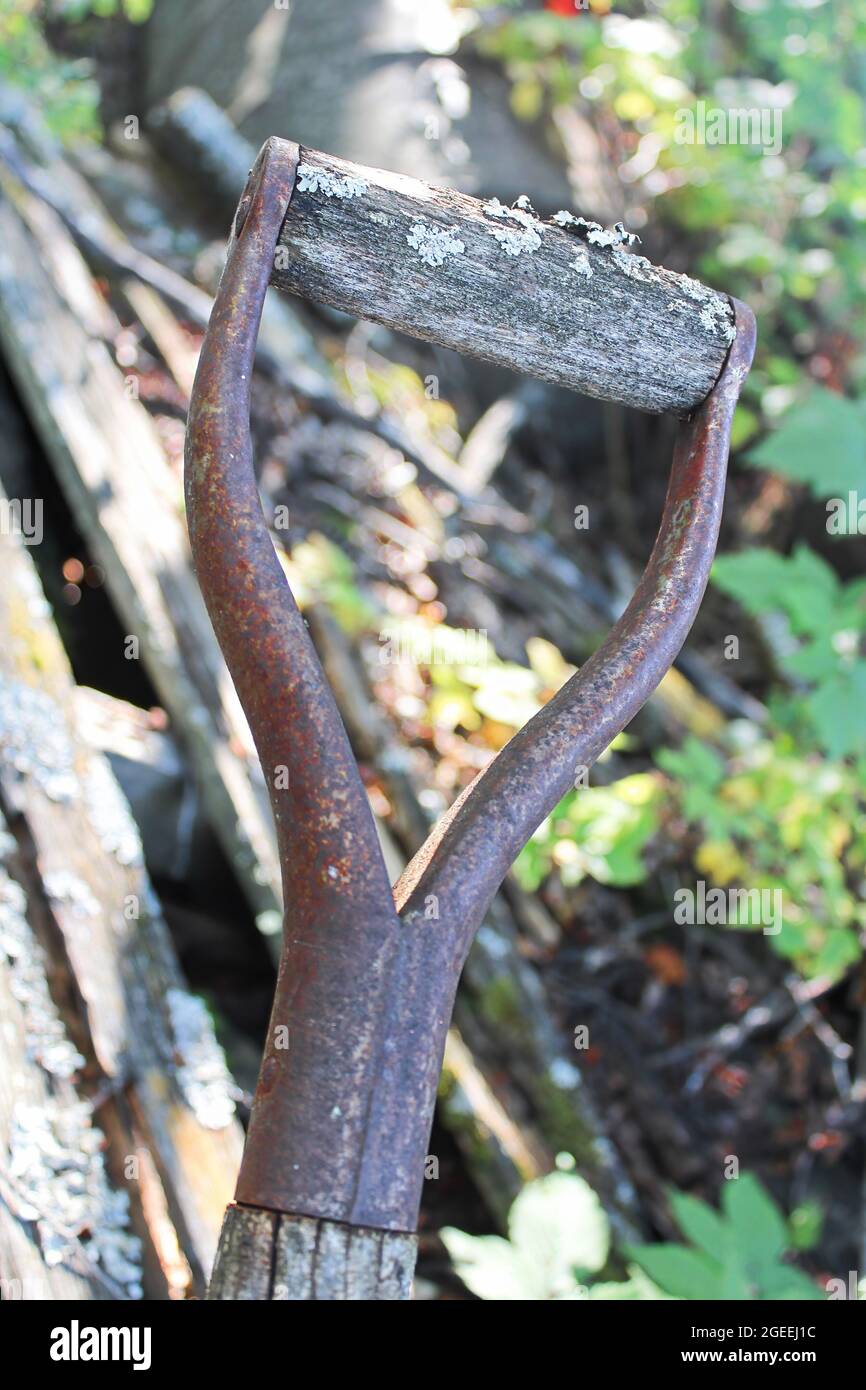 Forgotten shovel hi-res stock photography and images - Alamy