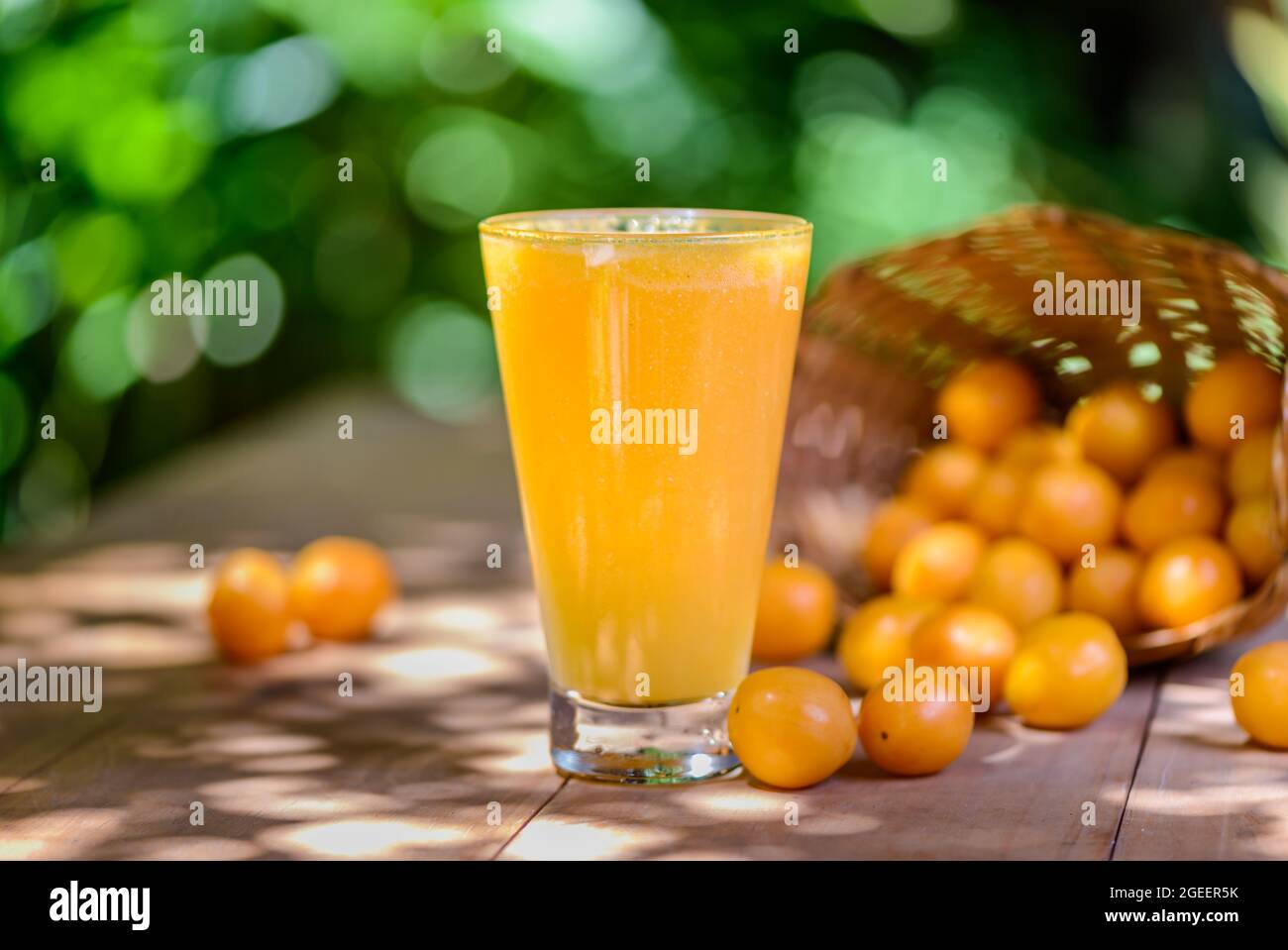 Caja juice hi-res stock photography and images - Alamy