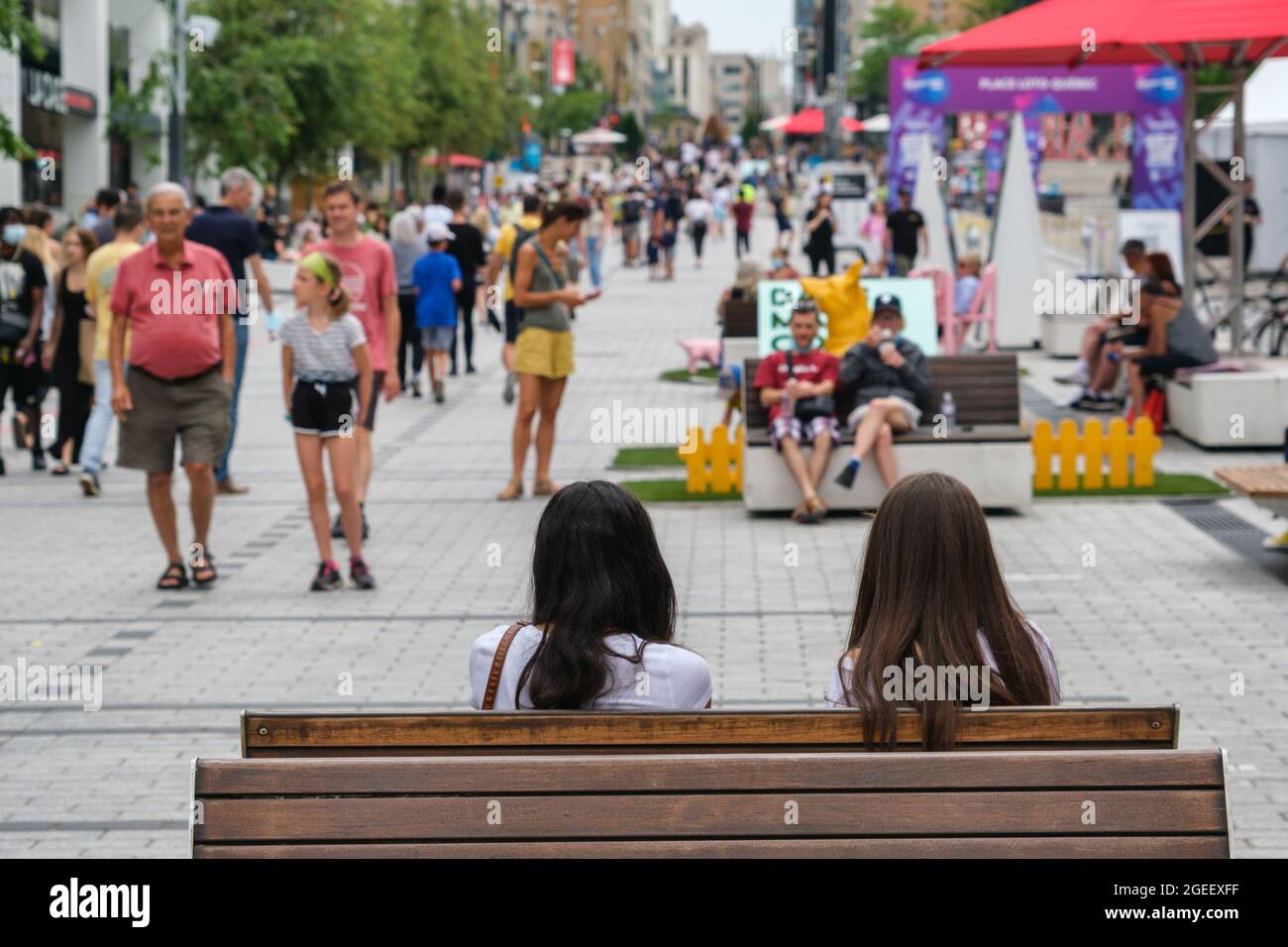 Montreal, CA - 17 July 2021: People walking on Sainte Catherine Street ...