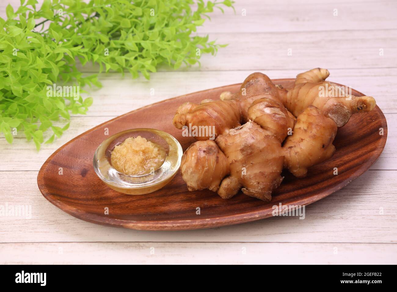 Grated Ginger and Matured Ginger Stock Photo Alamy