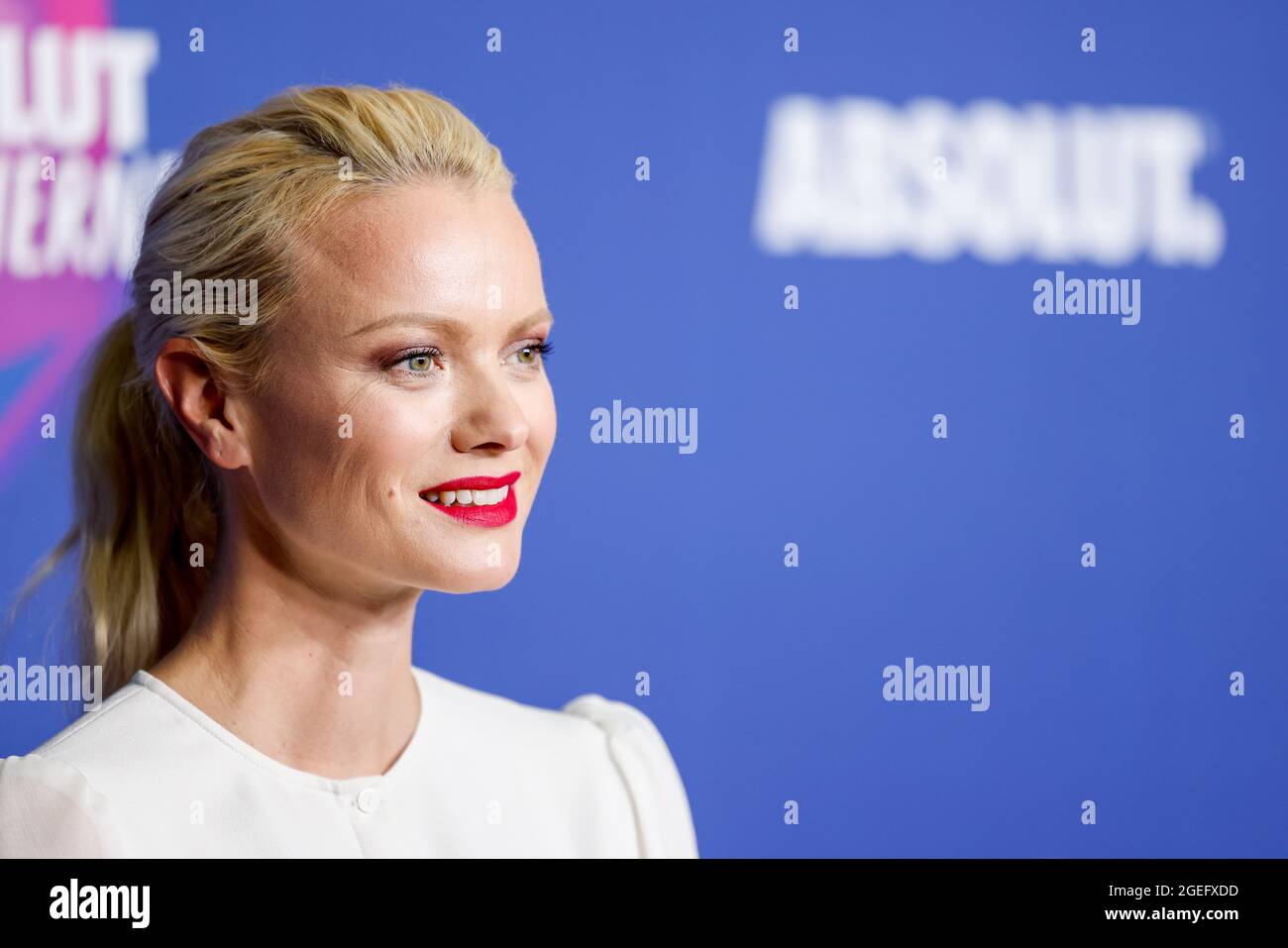 Berlin, Germany. 19th Aug, 2021. Franziska Knuppe arrives at the photocall for 'The absolute art of togetherness art talk' at Hotel de Rome. Credit: Gerald Matzka/dpa/Alamy Live News Stock Photo