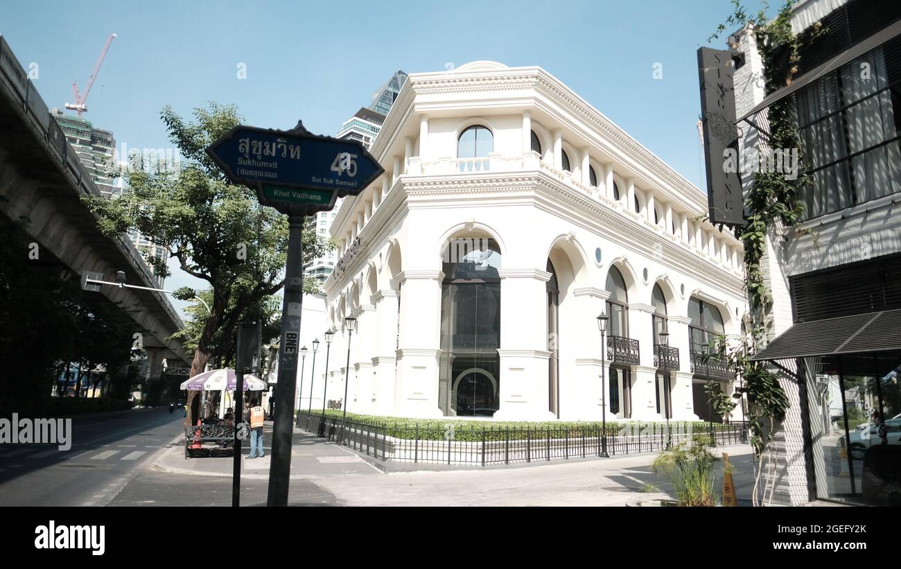 Siam Commercial Bank SCB Julius Baer Building Sukhumvit Road Bangkok siam-commercial-bank-scb-julius-baer-building-sukhumvit-road-bangkok