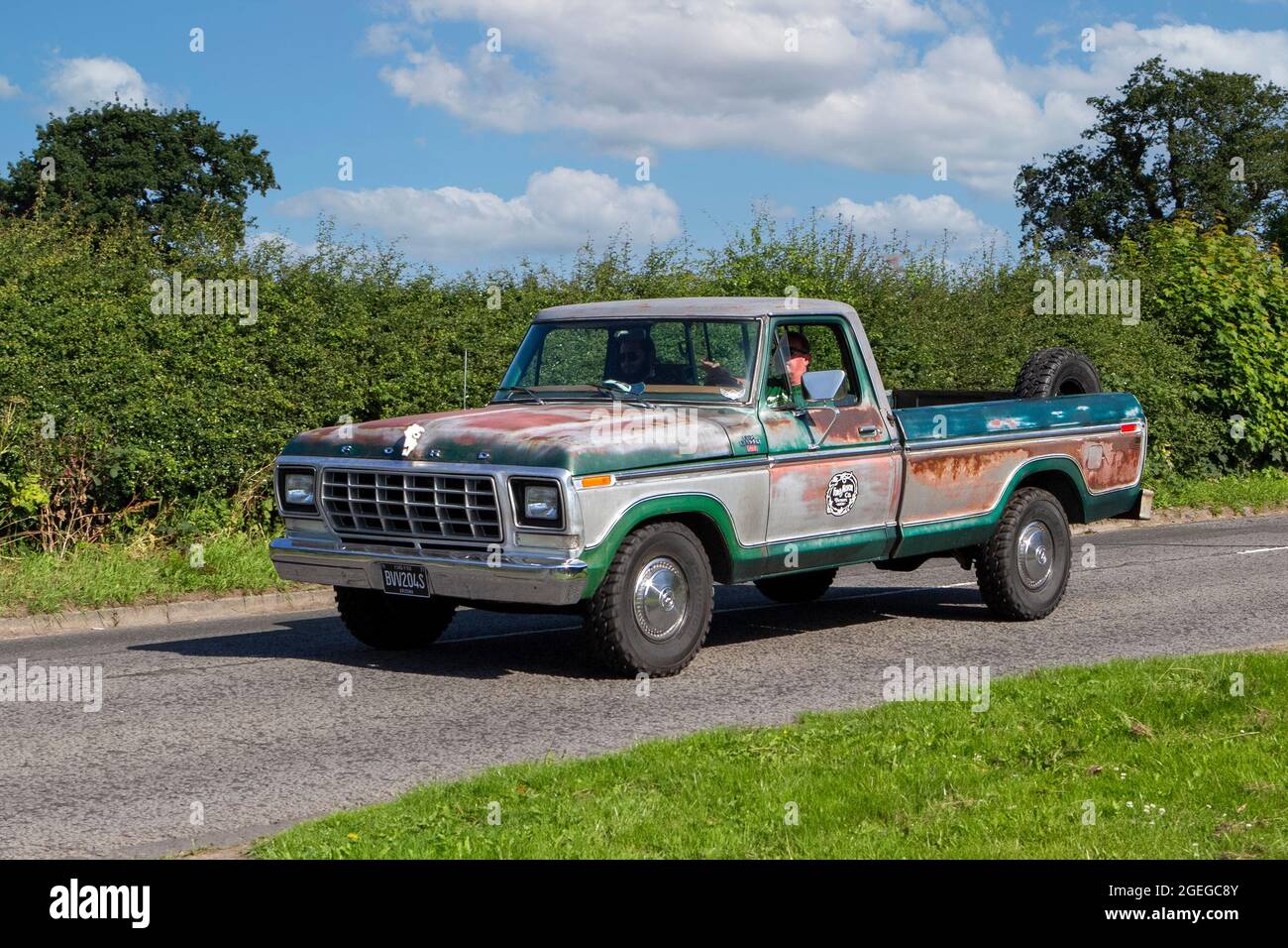 A front view of a 1970s 70s FORD F150 pickup PETROL vintage classic car retro driver vehicle automobile Stock Photo