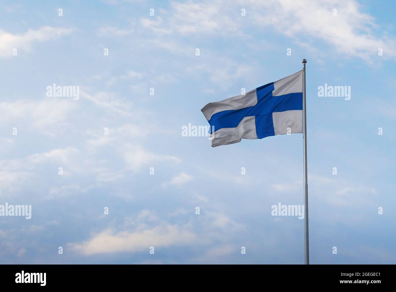 Finnish Flag Merch & Gifts for Sale | Redbubble