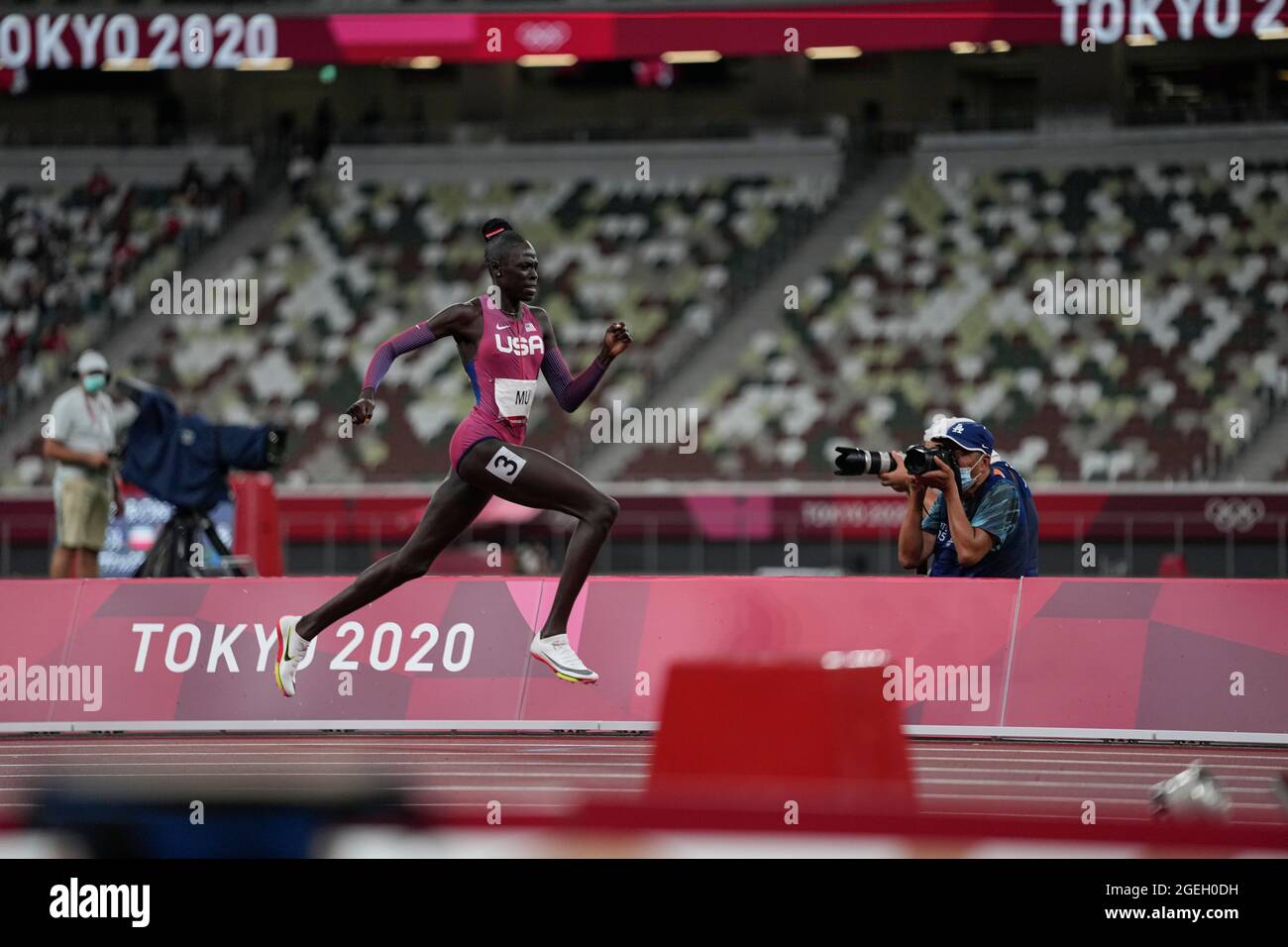 Athing Mu winning in the 800 meters of the Tokyo 2020 Olympic Games
