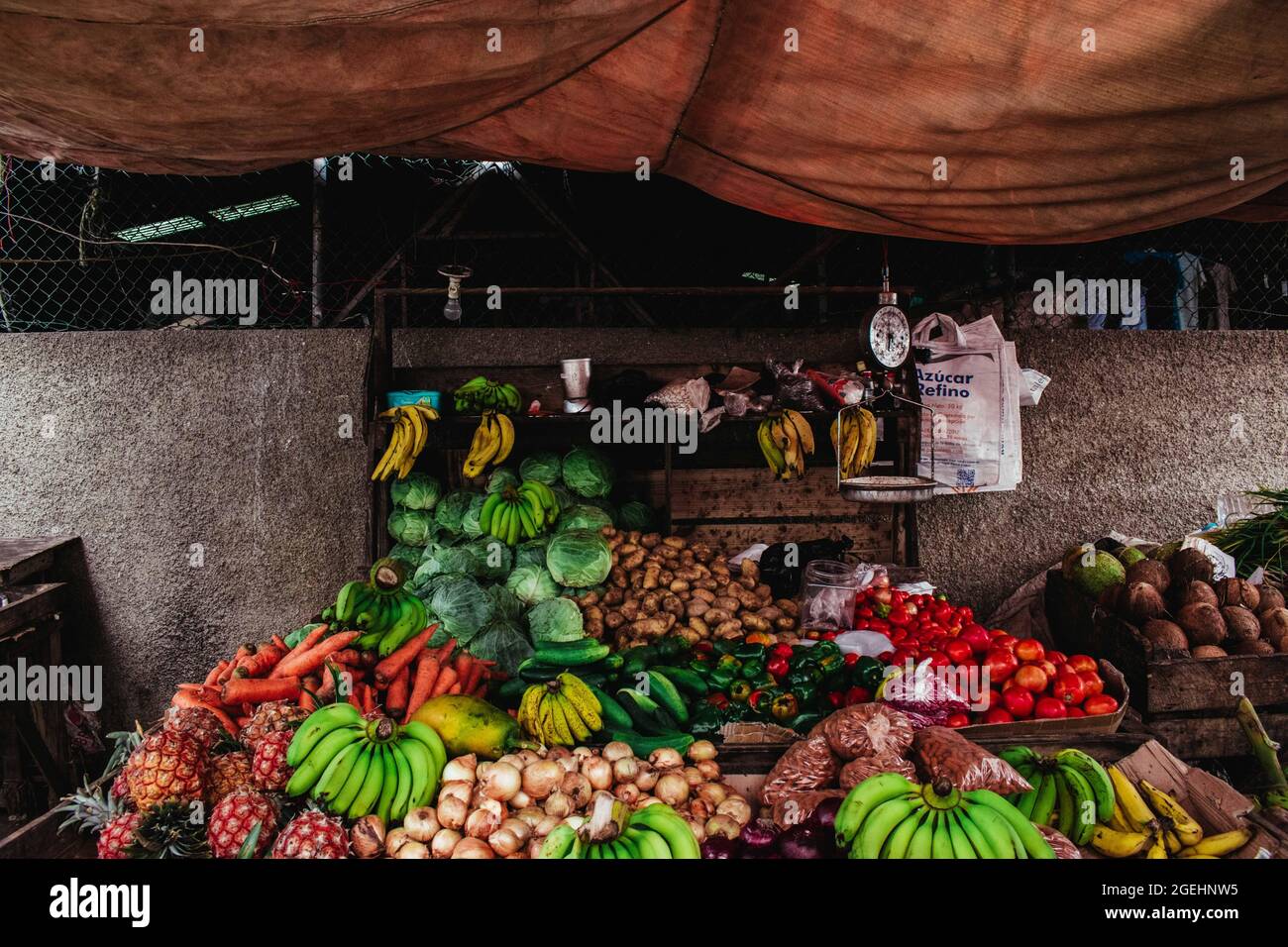 Food example hi-res stock photography and images - Alamy