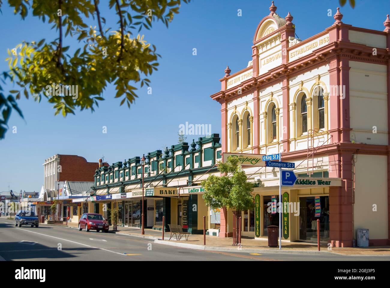 Town centre shops hi-res stock photography and images - Alamy
