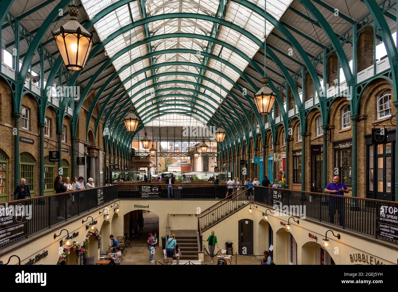 LONDON COVENT GARDEN MARKET THE ROOF OF SOUTH HALL IN THE MAIN BUILDING Stock Photo