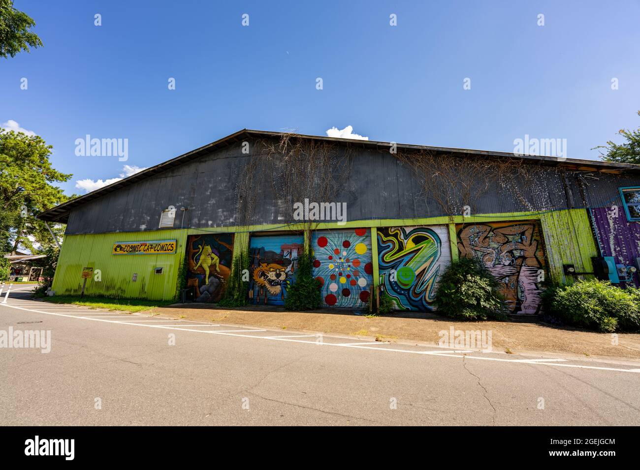 Tallahassee, FL, USA August 13, 2021 Cosmic Cat Comics store at