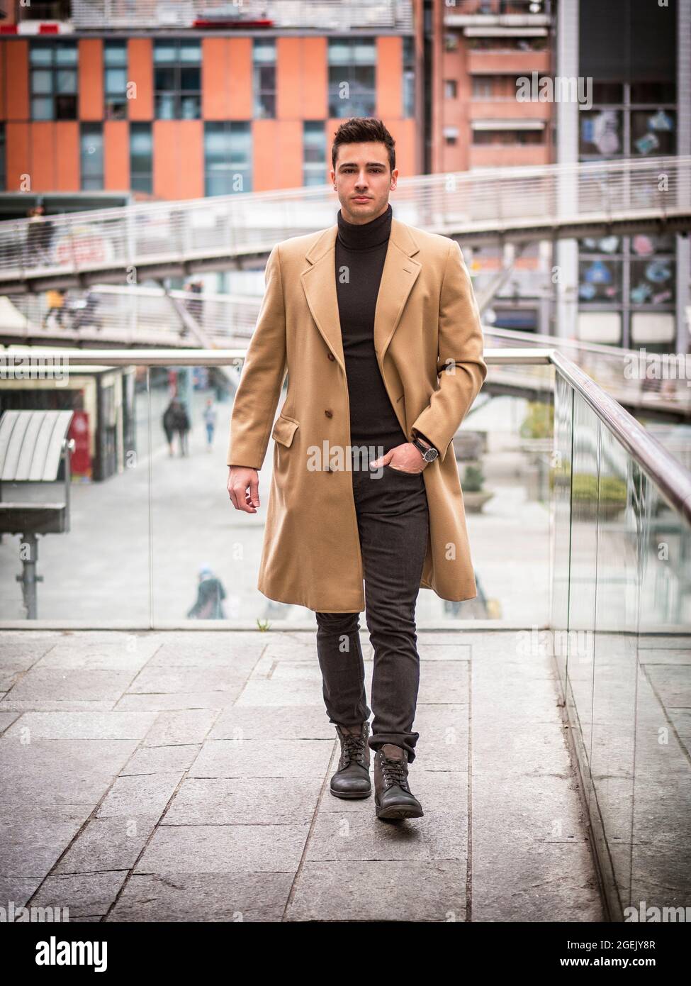 Handsome man in elegant style hi-res stock photography and images - Alamy