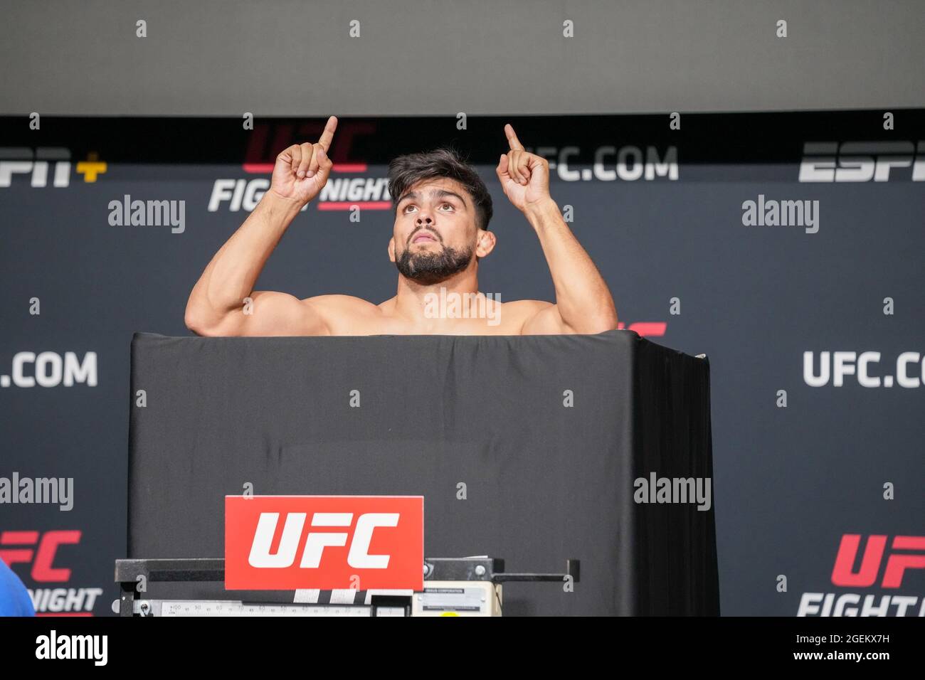Las Vegas, USA. 20th Aug, 2021. LAS VEGAS, NV - AUGUST 20: Kelvin Gastelum steps on the scale for the official weigh-ins at UFC Apex for UFC Fight Night - Vegas 34 - Weigh-ins on August 20, 2021 in Las Vegas, NV, United States. (Photo by Louis Grasse/PxImages) Credit: Px Images/Alamy Live News Stock Photo