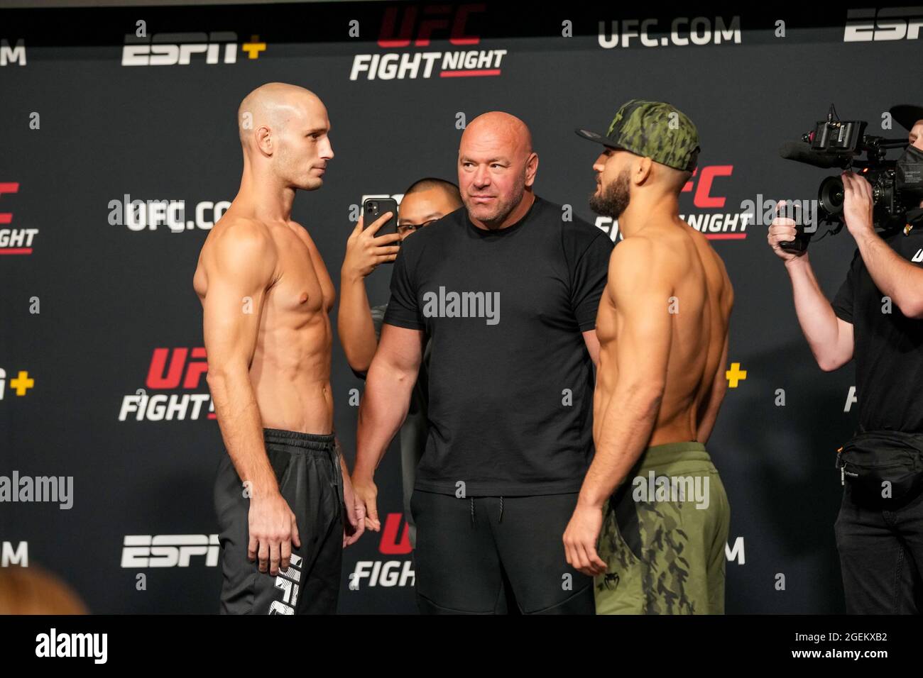 Ufc Face Off High Resolution Stock Photography and Images - Alamy