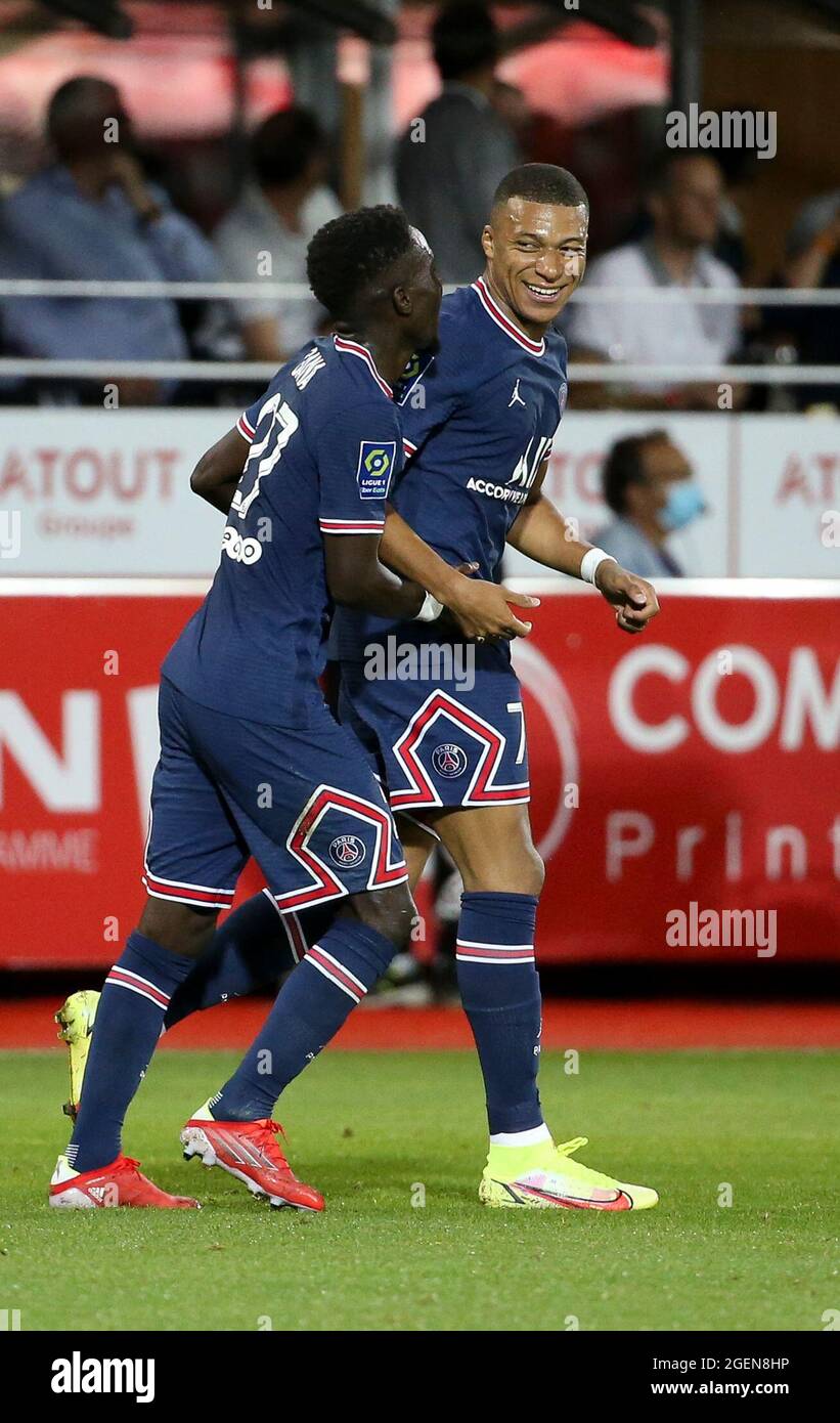Brest France th Aug 21 Kylian Mbappe Of Psg Celebrates His Goal With Idrissa Gueye Gana During The French Championship Ligue 1 Football Match Between Stade Brestois 29 And Paris Saint Germain Psg Brest France th Aug 21 Kylian Mbappe Of Psg Celebrates His Goal With Idrissa Gueye Gana During The French Championship Ligue 1 Football Match Between Stade Brestois 29 And Paris Saint Germain Psg