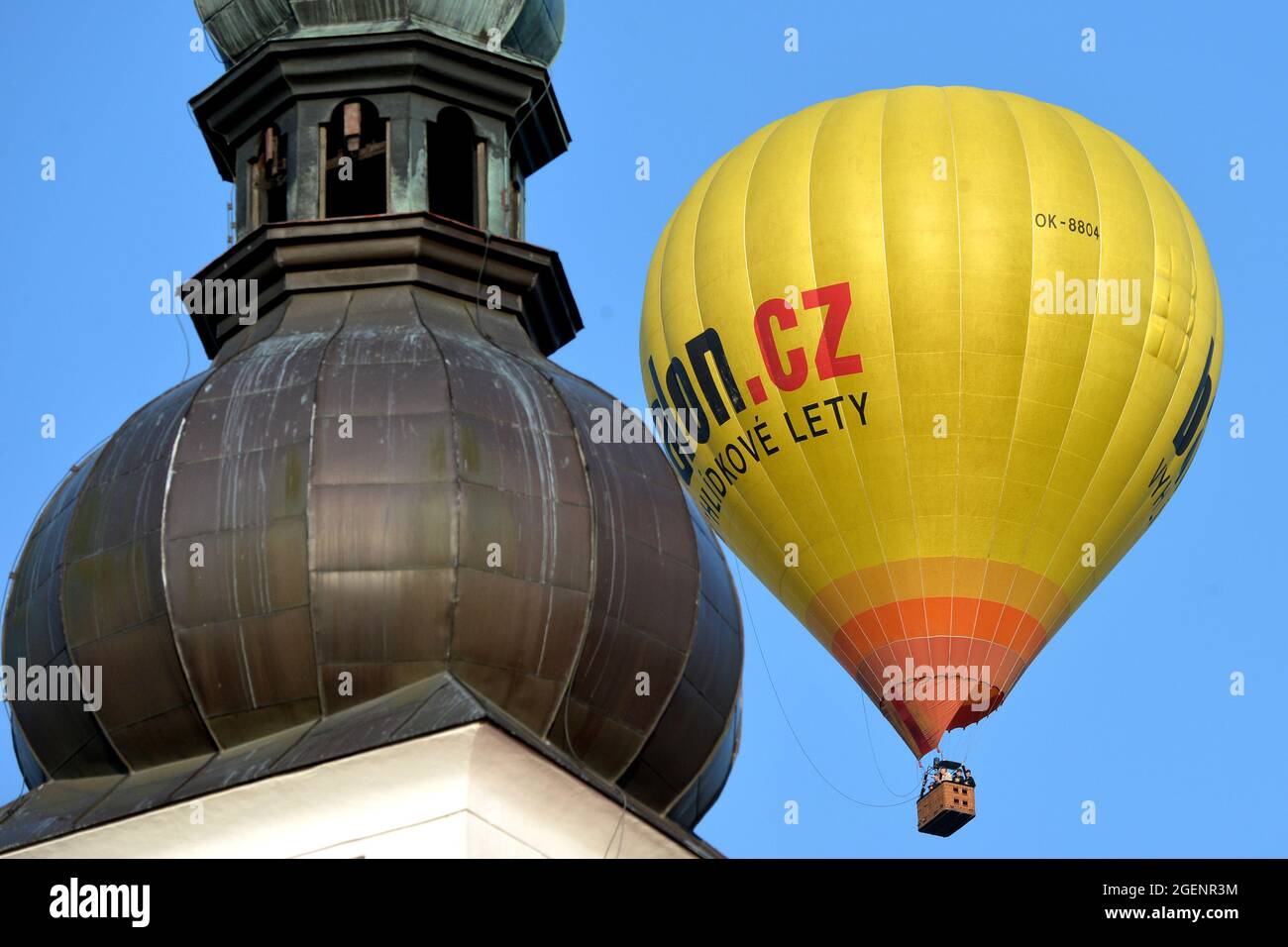Telc, Czech Republic. 21st Aug, 2021. The balloon flies over the town of  Telc. Balloons from Czech Republic take part in 25th Balloons over Telc  event. The town in southern Moravia, near