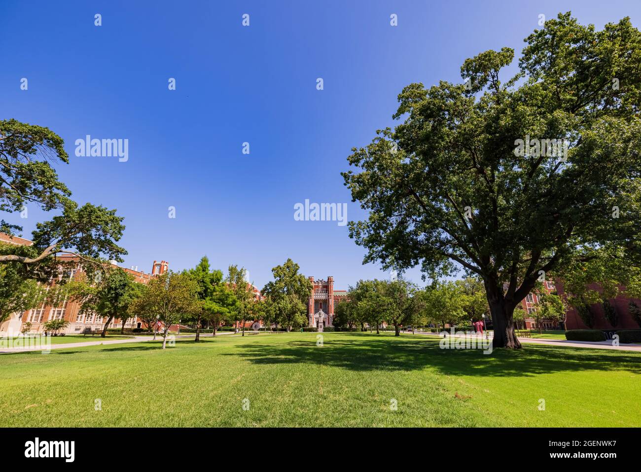 Bizzell memorial library hi-res stock photography and images - Alamy
