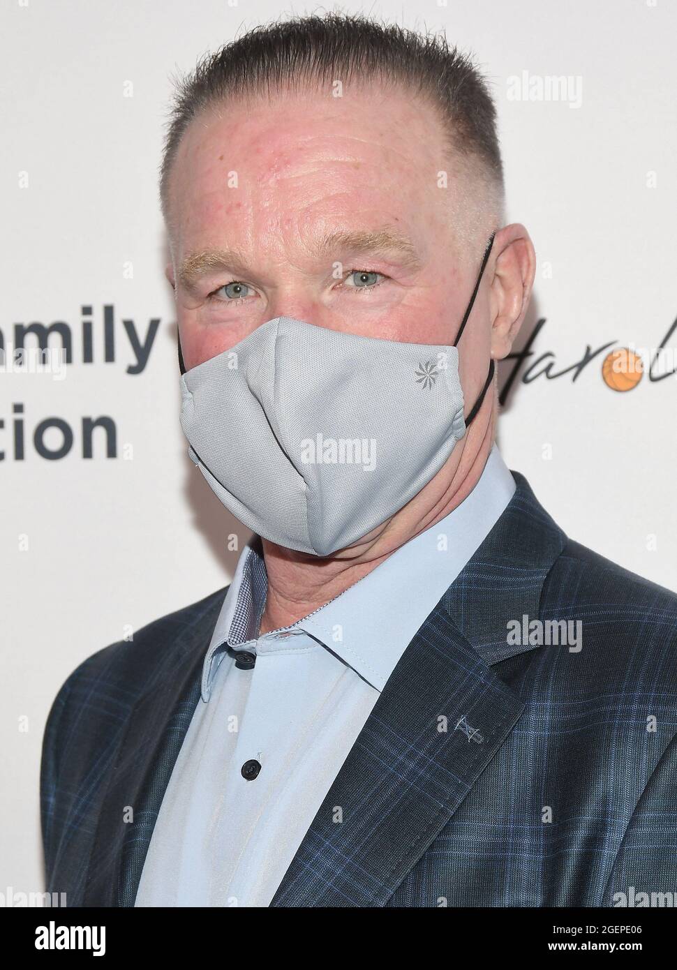 Chris Mullin arrives at the 21st Annual Harold and Carole Pump