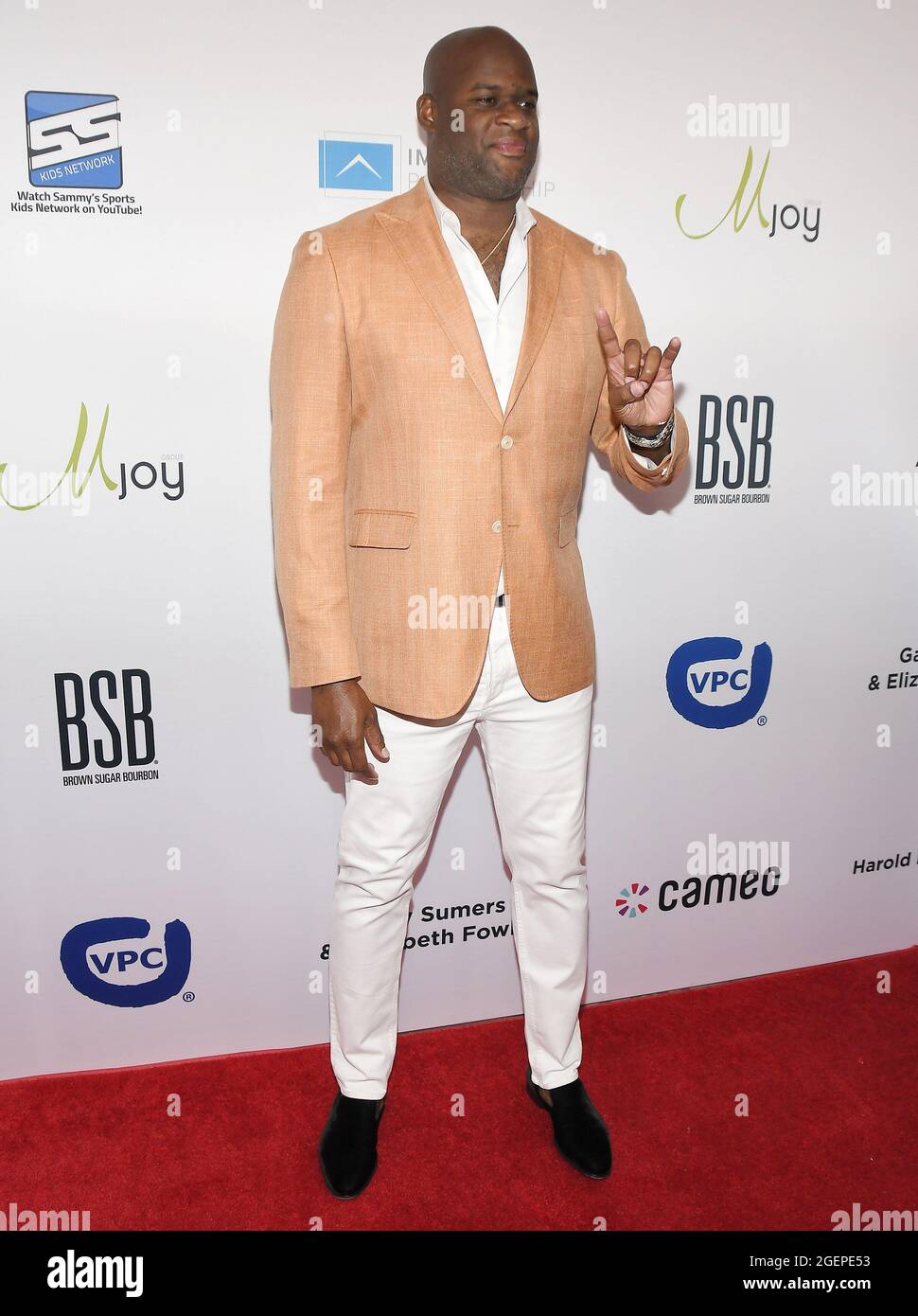 Vince Young arrives at the 21st Annual Harold and Carole Pump Foundation  Gala held at the Beverly Hilton in Beverly Hills, CA on Friday, ?August 20,  2021. (Photo By Sthanlee B. Mirador/Sipa