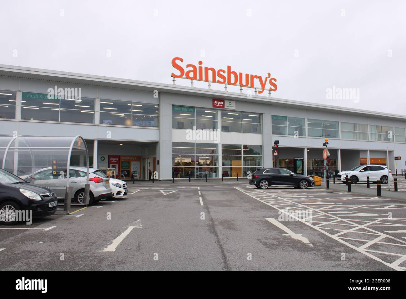 Marus bridge retail park hires stock photography and images Alamy
