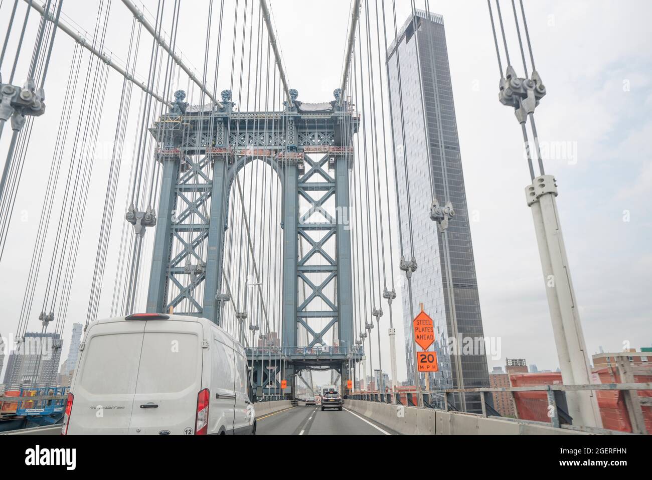 view of the Williamsburg Bridge from a car Stock Photo Alamy