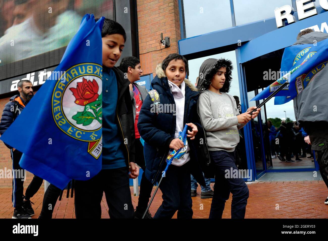 Fans arrive prior to kick-off of the Sky Bet Championship match at ...