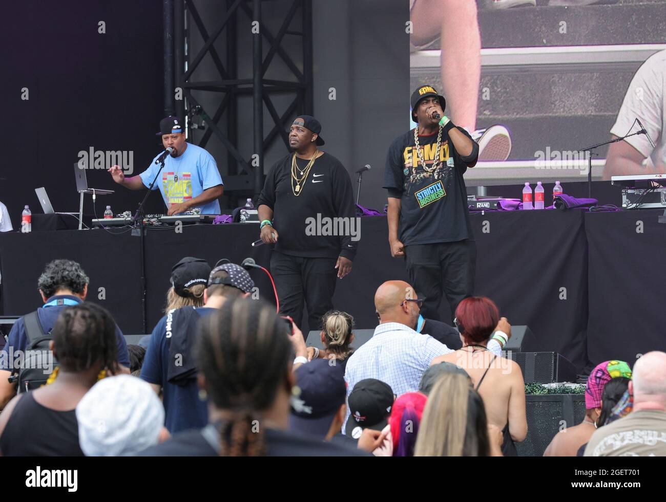 Forest Hills Stadium, Queens, New York, USA, August 20, 2021 - Erick Sermon and Parrish Smith of EPMD During the Hip Hop Summer NYC Homecoming Concert Series 2021 today at Queens Forest Hills Stadium Photo: Luiz Rampelotto/EuropaNewswire PHOTO CREDIT MANDATORY. Credit: dpa picture alliance/Alamy Live News Stock Photo