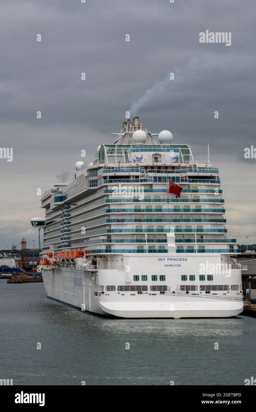 sky princess, princess cruises, cruise liner, sky princess southampton