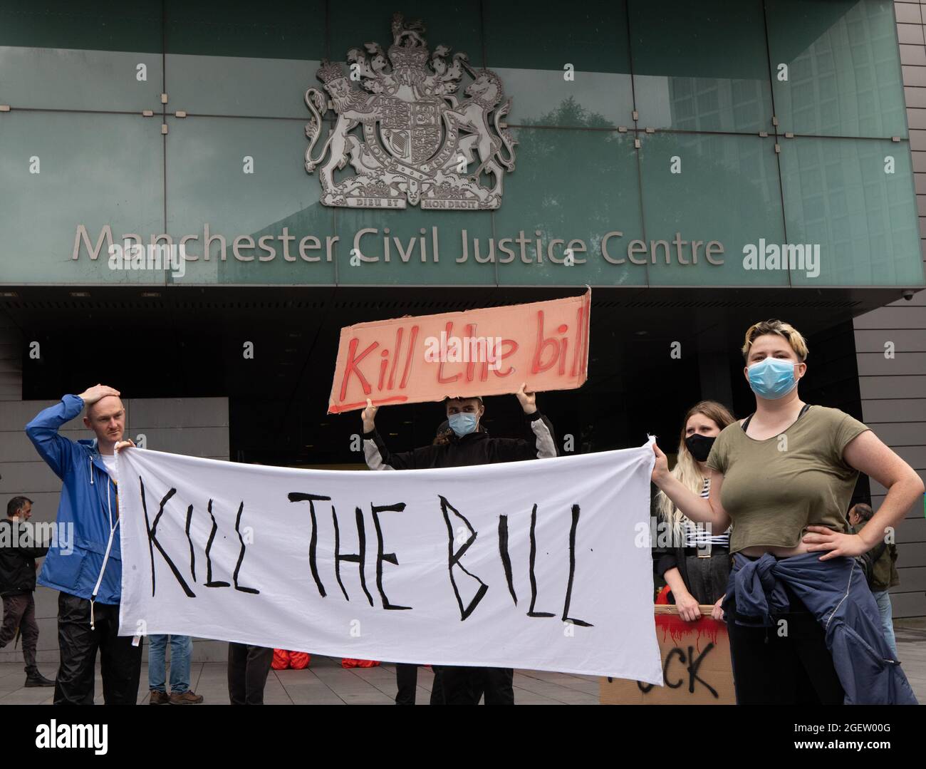 Protest for Kill the Bill Manchester. UK . Protest began in  Manchester Piccadilly. Protesters are rallying against government legislation aimed at curtailing disruptive protests in the UK. Picture credit  garyroberts/worldwidefeatures.com Stock Photo