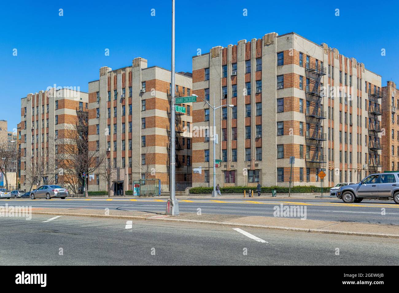 1500 Grand Concourse, one of many Jacob M. Felsondesigned Art Deco