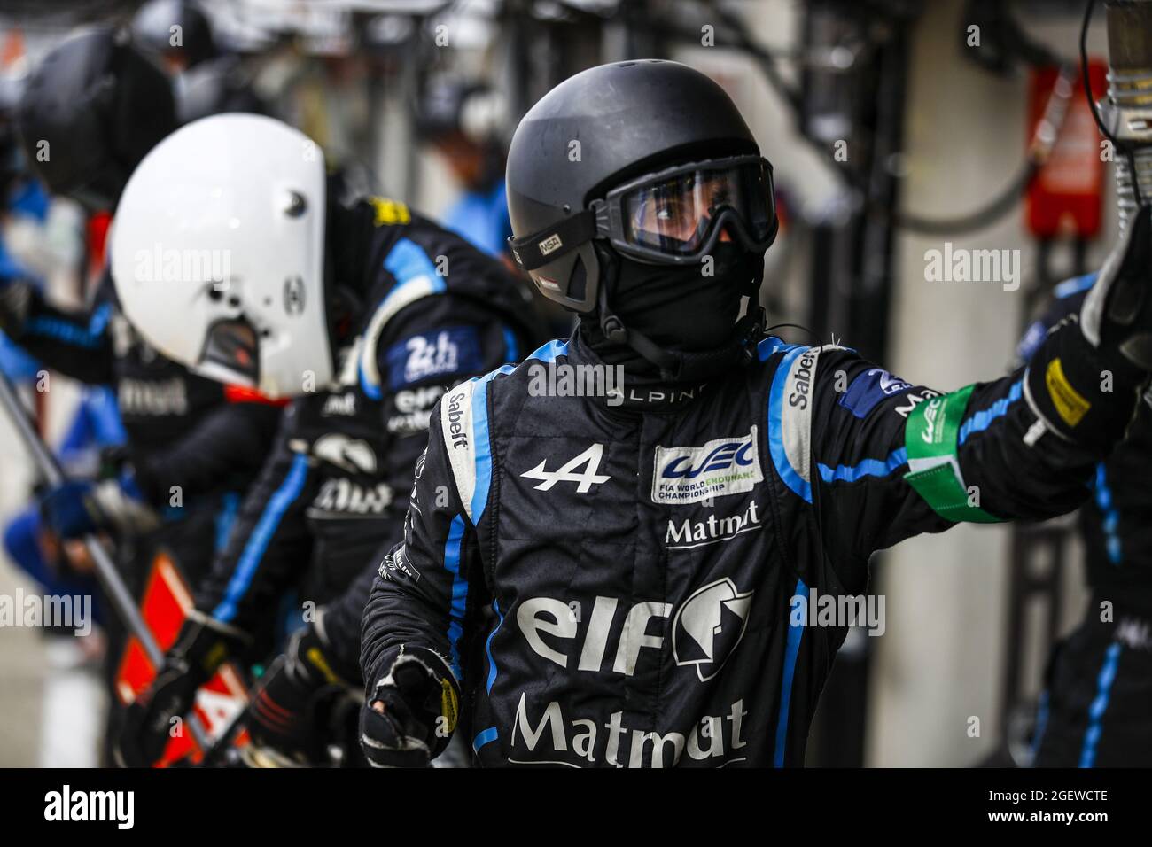 Mechanic, Alpine Elf Matmut, Alpine A480 - Gibson during the 24 Hours of Le  Mans 2021, 4th round of the 2021 FIA World Endurance Championship, FIA WEC,  on the Circuit de la