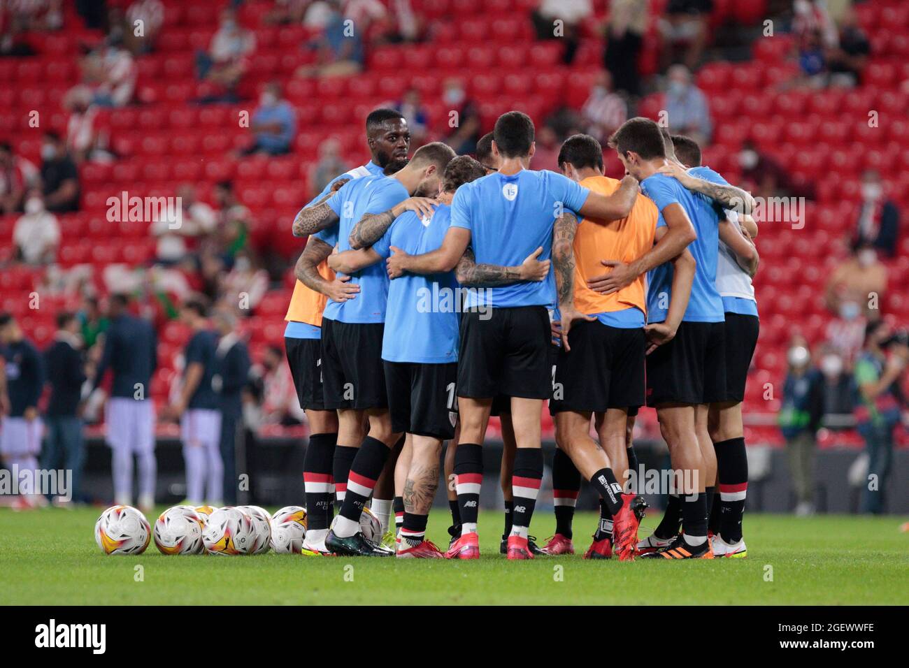 Bilbao Basque Country Spain 21st Aug 21 Athletic Bilbao Players During The La Liga Week 2 Game Between Athletic Club And Fc Barcelona At San Mames Stadium Credit Image C Edu Del