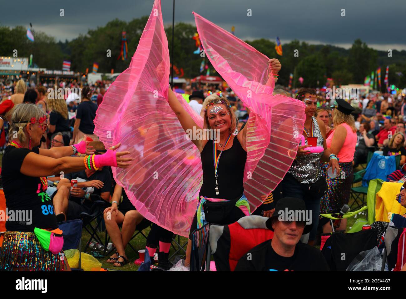 Henley-on-Thames, UK. 21st Aug, 2021. Fans enjoying 1980's music at the  Rewind South Music Festival in Henley-on-Thames with stars like Billy  Ocean, Jimmy Somerville, Roland Gift, Nik Kershaw, Trevor Horn, Hue and