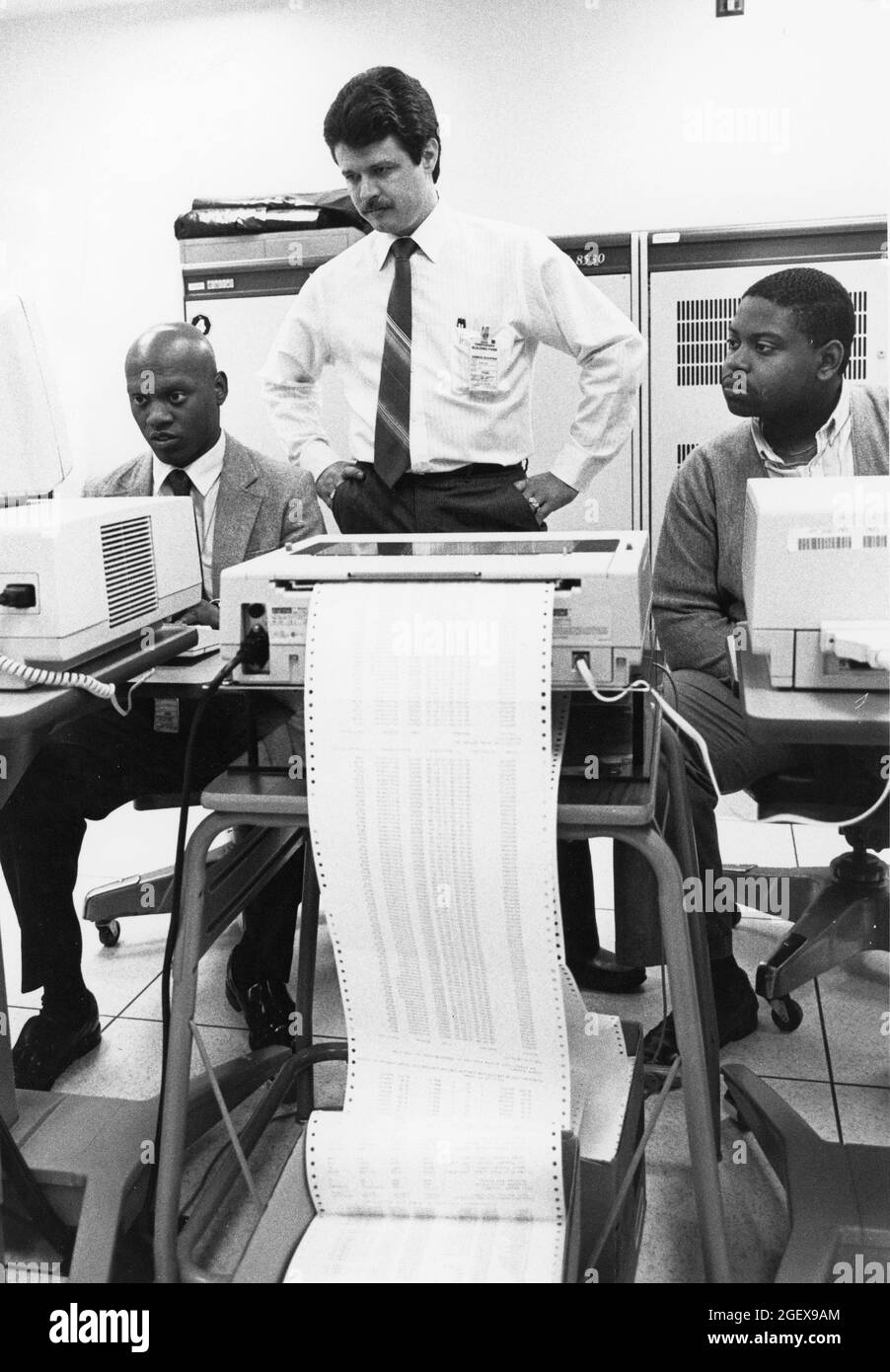 Crt computer terminals hires stock photography and images Alamy