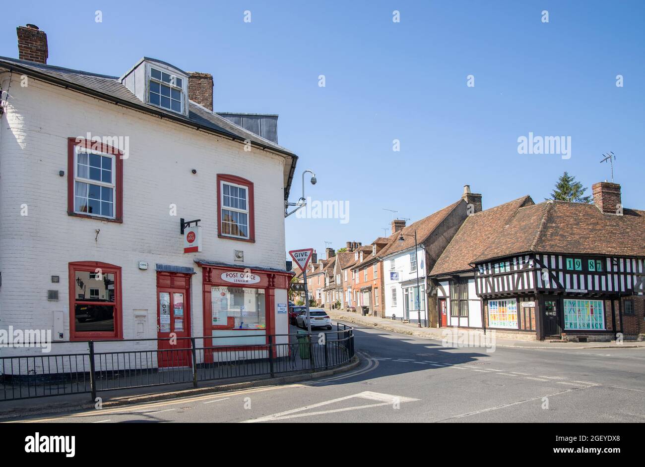 post office in the centre of the village of lenham in kent Stock Photo