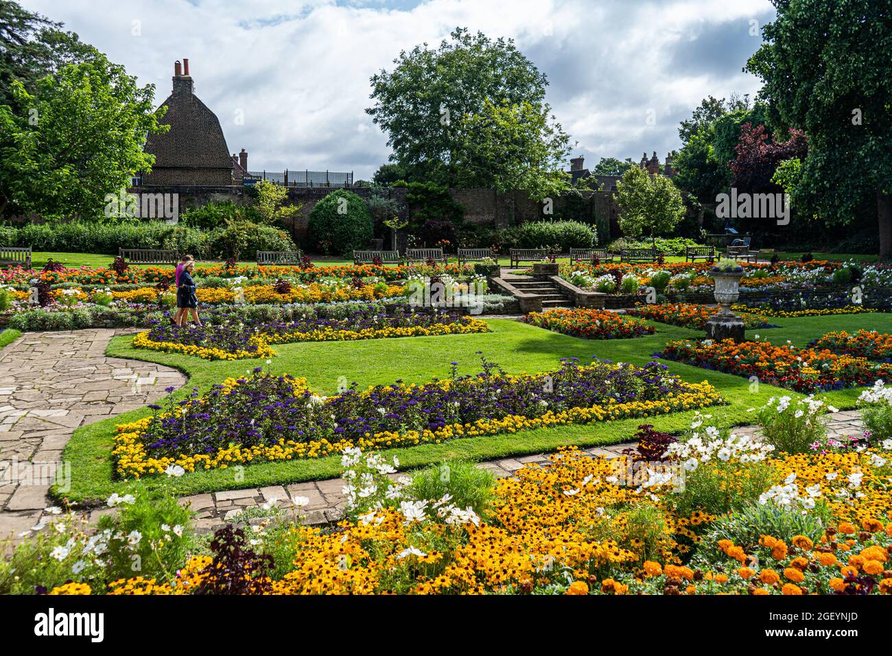 A flower display at wimbledon hi-res stock photography and images - Alamy